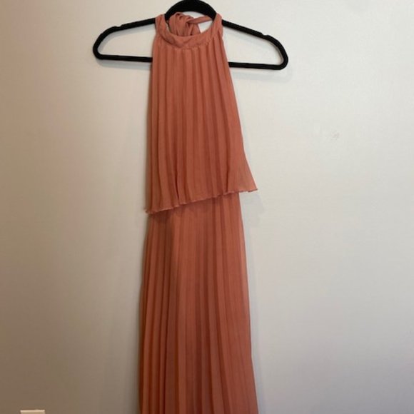 ASOS halter tie neck midi dress in pleat - Picture 2 of 6